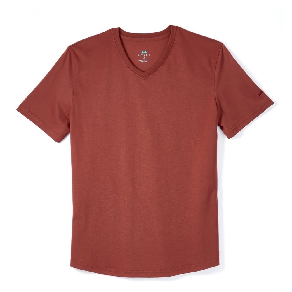 Myles Men’s Everyday Tee with V-Neck in Crimson Size Medium